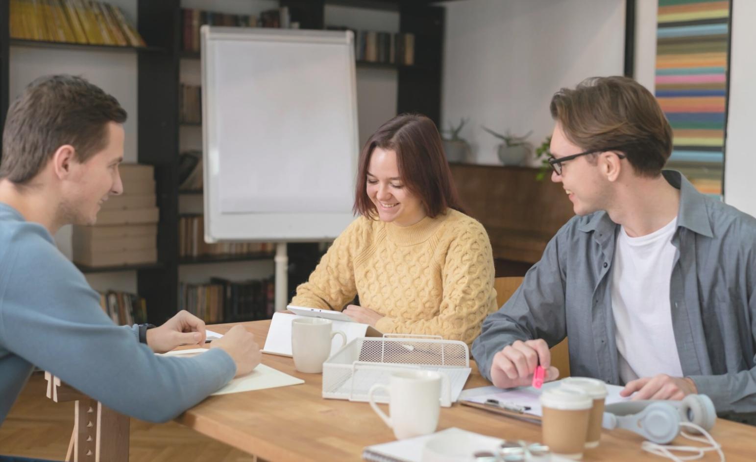 Tableau de bord financier sur écran d'ordinateur